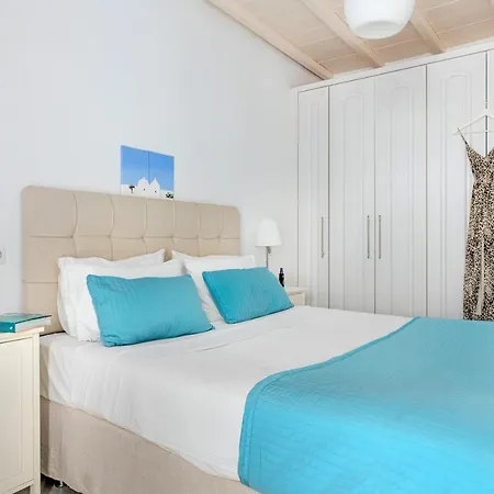 Corfos Blue Mykonos אורנוס