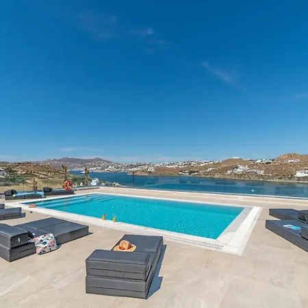 Corfos Blue Mykonos أورنوس
